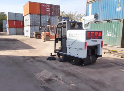 智能化清潔新篇章 新能源道路清掃車的發展與應用